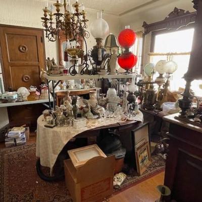 Estate sale photo