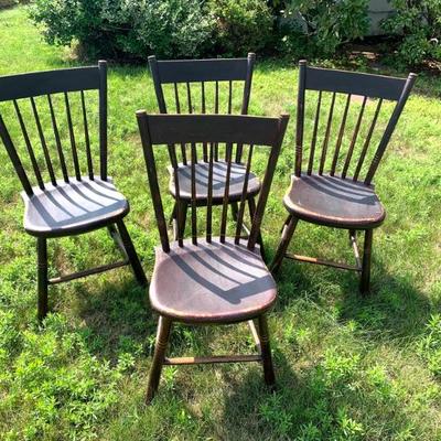 Set of 4 antique chairs, original paint and stenciling