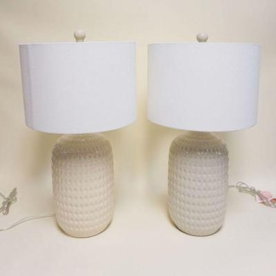 1044	PAIR OF MODERN STYLE POTTERY TABLE LAMPS, APPROXIMATELY 27 IN HIGH
