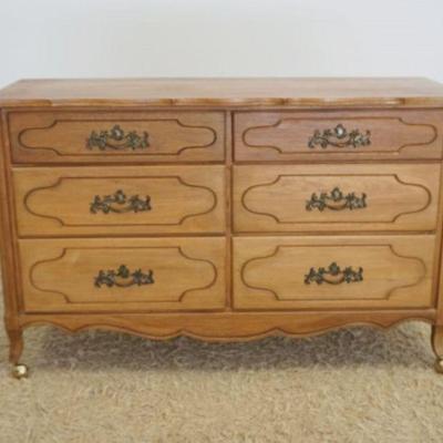 1129	FRENCH PROVINCIAL OAK 6 DRAWER CHEST, APPROXIMATELY 21 IN X 18 IN X 33 IN HIGH
