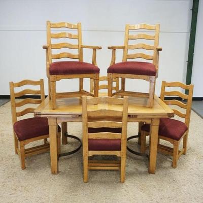 1114	BAUSMAN & CO FRENCH FINE BENCH MADE COUNTRY TABLE W/6 CHAIRS, 2 ARM & 4 SIDE, TABLE HAS PULL OUT EXTENSIONS, APPROXIMATELY 60 IN X...