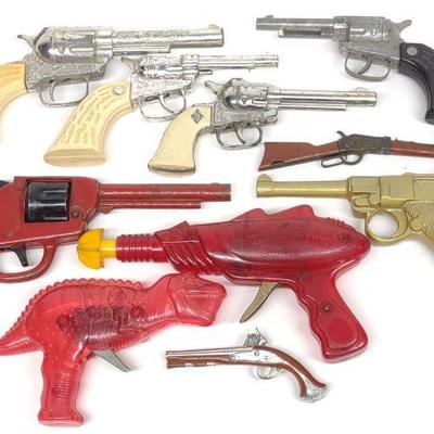 10 Vintage Toy Revolvers & Spark Guns