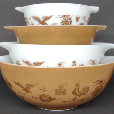 4pc Pyrex Early American Mixing Bowl Set