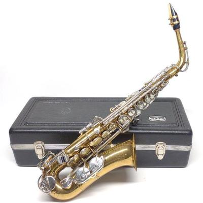 Bundy II Saxophone w/ Case