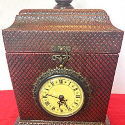storage box/clock