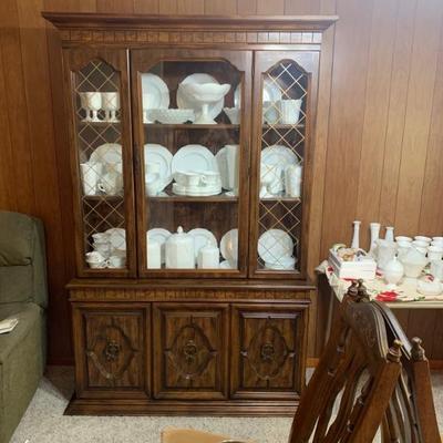 Milk glass collection 
