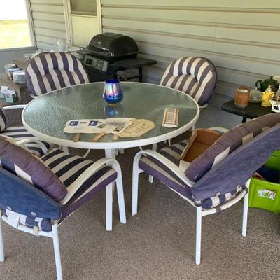 Patio set