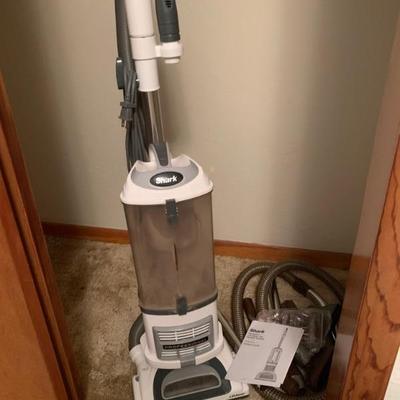 Vacuum cleaner 