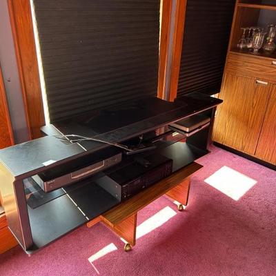 Entertainment Center w/two stereo components