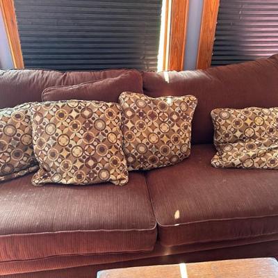 Couch w/matching pillows