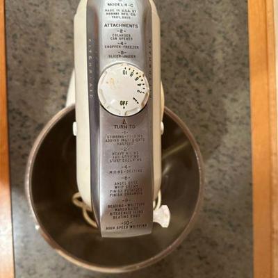 VINTAGE KITCHEN AIDE MODEL 4-C