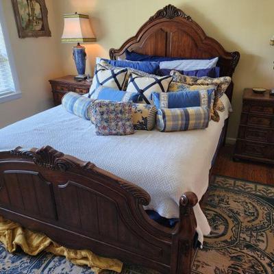 Charming Victorian Style Wood Queen Sized Bed, Headboard: 65â€ w x 66â€h