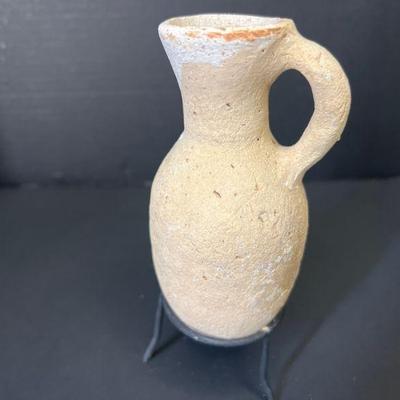 Late Bronze Age Jar Pottery