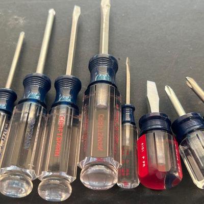 Assorted Craftsman Screwdrivers: Flat and Phillips 