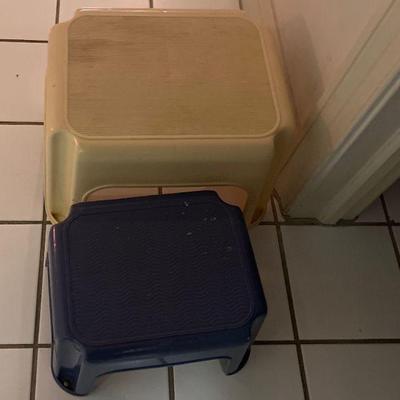 (2) Step Stools