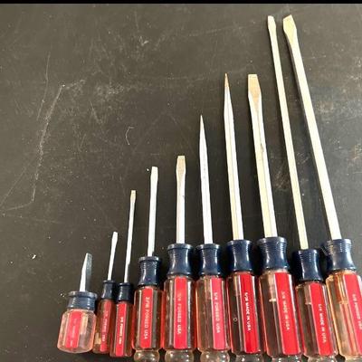 Craftsman 10pc Flat Head Screw Drivers