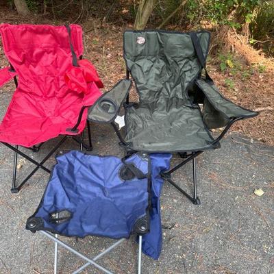 (2) Outdoor Folding Chairs and Table