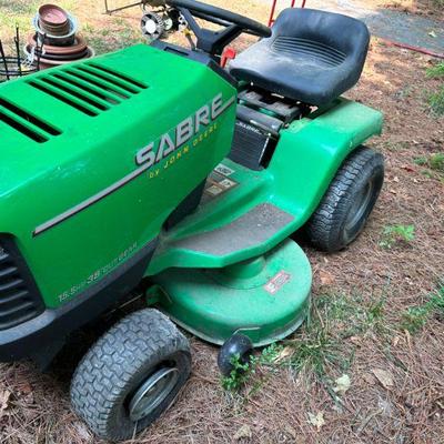 John Deere Sabre Riding Lawn Mower
