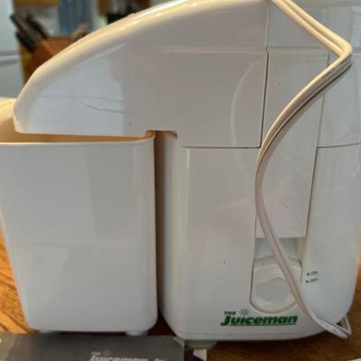 The Juiceman Juicer w/ Instructions & Juicer Book