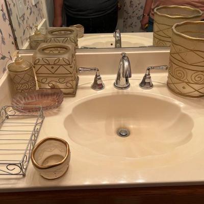 Bathroom Decor Items- Trash Can, Dispenser, Tissuebox, and More