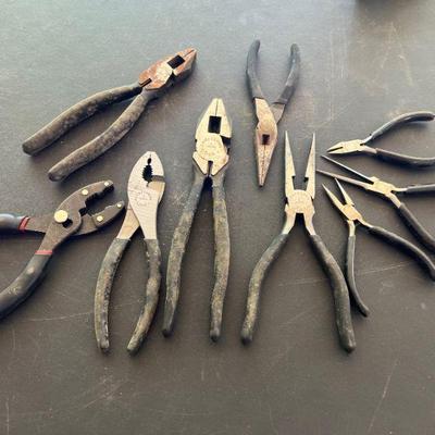 Craftsman Assorted Pliers