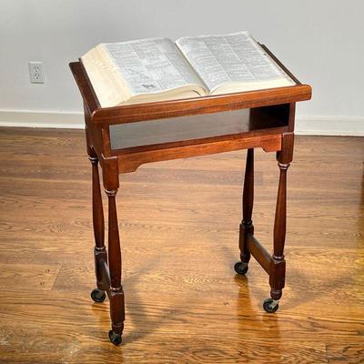 BOOK LECTERN | With medial open shelf. - l. 24 x w. 13 x h. 32 in
