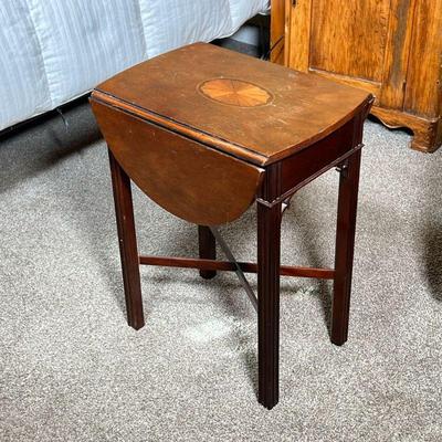 FAN INLAID SIDE TABLE | l. 17 x w. 12.5 x h. 22 in
