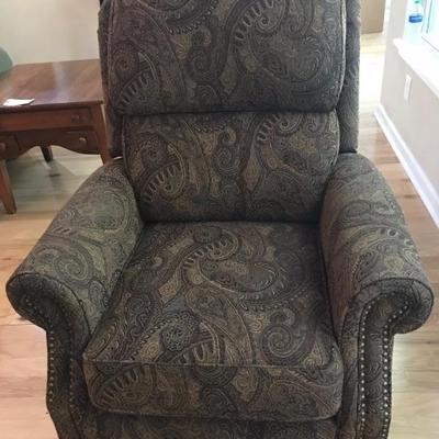 recliner $199
2 available