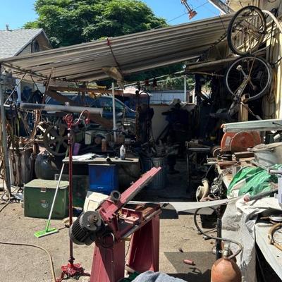 Estate sale photo