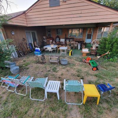 Estate sale photo