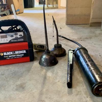 Black and Decker battery charger
