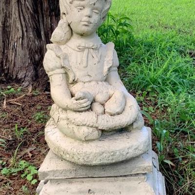 garden yard ornaments concrete