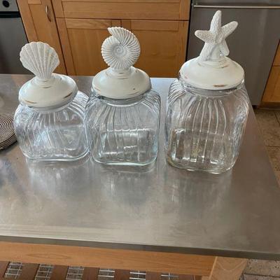 Beach cannister set