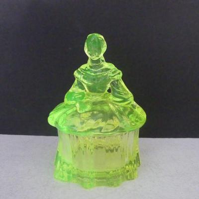 Vintage 1950s Mosser Yellow Vaseline Glass Colonial Lady Covered Powder Box
