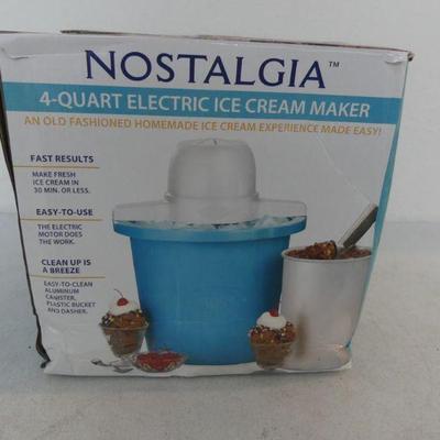 Nostalgia 4-Quart Electric Ice Cream Maker - Like New
