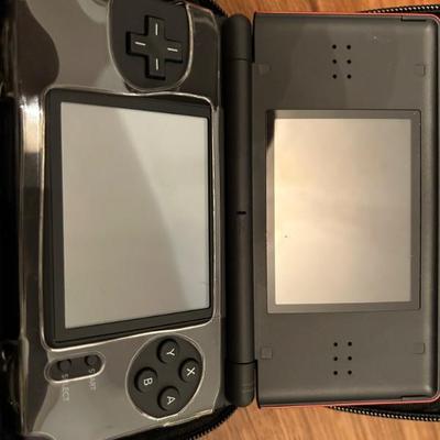 Nintendo DS Black w/case