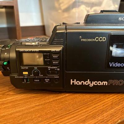 Sony Handycam CCD V90E