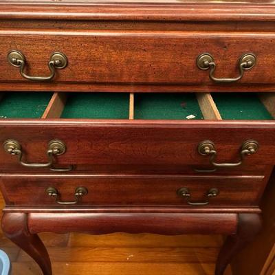 Drawers of Jewelry Chest w/Green felt lined drawers