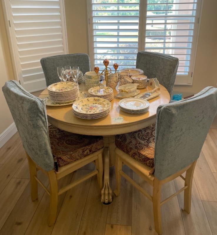 Cait's Tarpon Springs Estate Sale 50 OFF