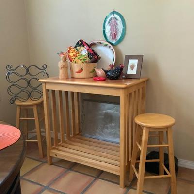 Chili items and kitchen island