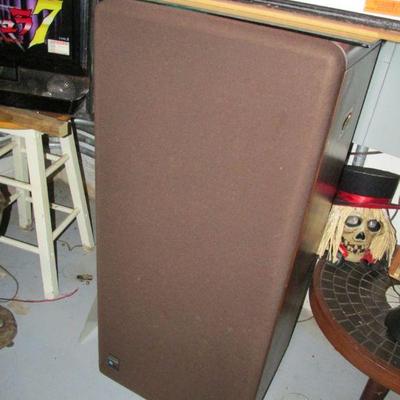 Koss CM-1030 speakers