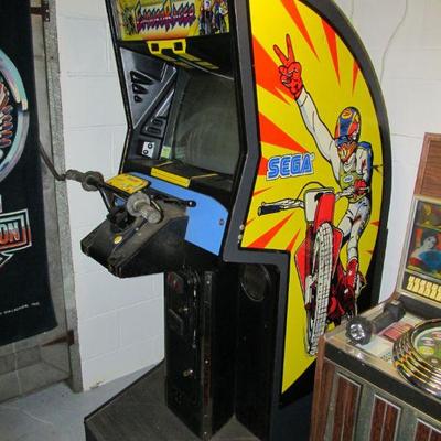 Sega Enduro Racer cabinet (needs repair)