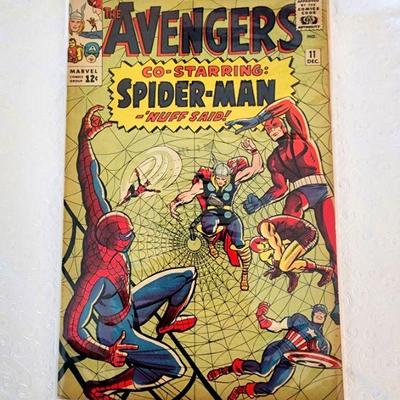 Lot 13 - The Avengers #11 Comic Book 