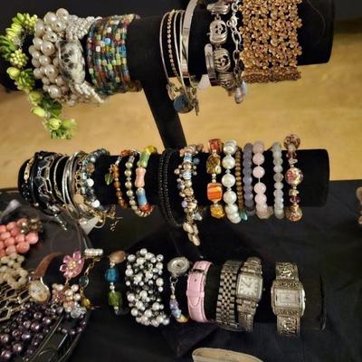 FASHION JEWELRY 