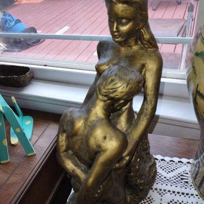 Lovers Sculpture