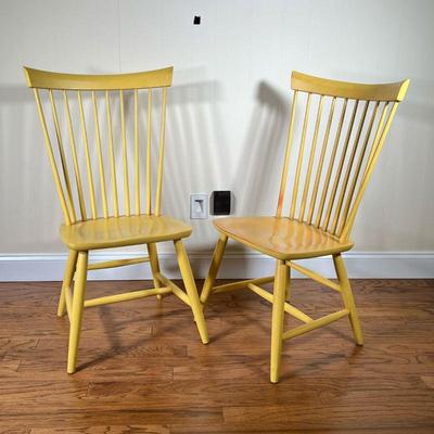 (2pc) Pair Yellow Painted Windsor Chairs | Ethan Allen windsor side chairs. - l. 17 x w. 22.5 x h. 39.5 in 