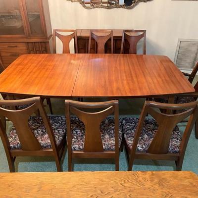 Kent Coffey Perspecta Dining Room Table with leaf and 8 chairs.  In excellent condition.  Available for pre-sale.  Call (813) 690-4306.