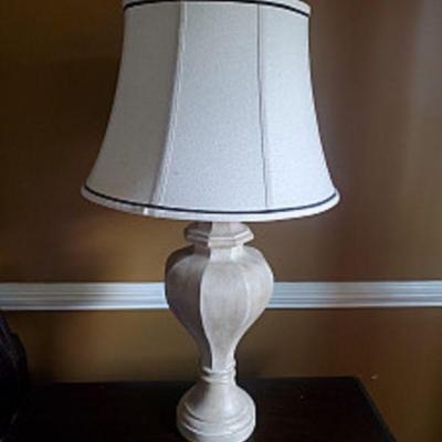 LOTS OF LAMPS