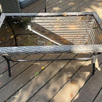 WICKER TABLE