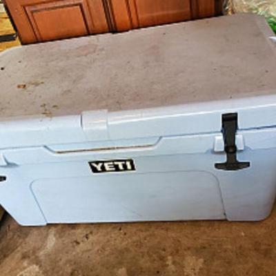 YETI COOLER